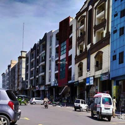 8 Marla Excellent Location Plot For Sale