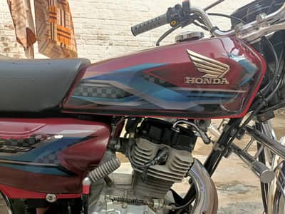 Honda CG 125 Model 2024 03052699976