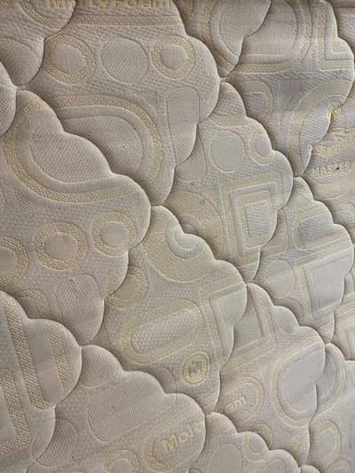 Double spring medicated mattress (molty foam) for sale