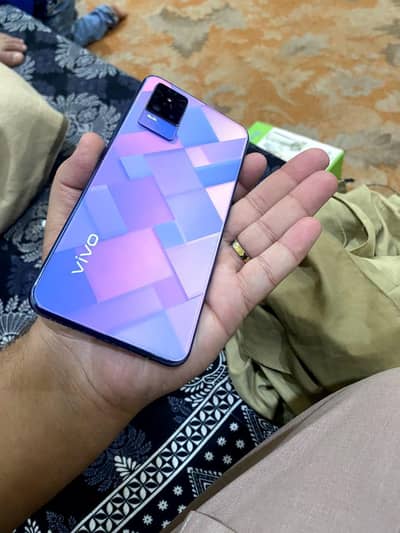 Vivo V21e