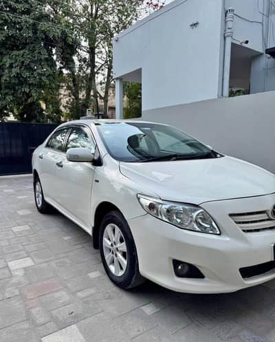 Toyota Corolla xli convert gli 1.3 model 2010