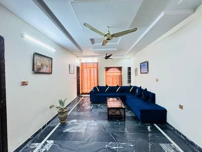 Good Location Citi Housing Society 4 Marla Flat Up For rent