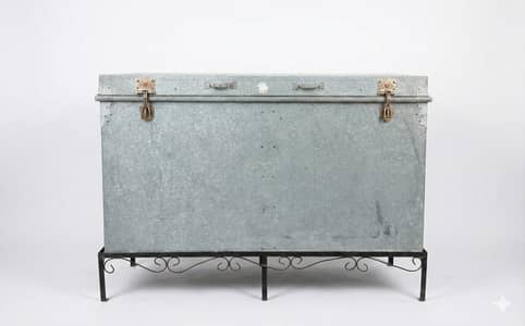 Large Heavy Duty Peti (Trunk) - 5.5 Feet, 20 Gauge