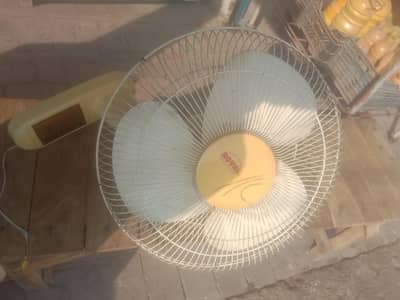 royel fan bracket fan new condition