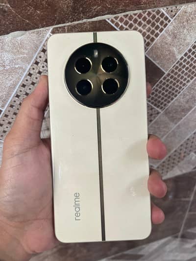 Realme 12 Plus