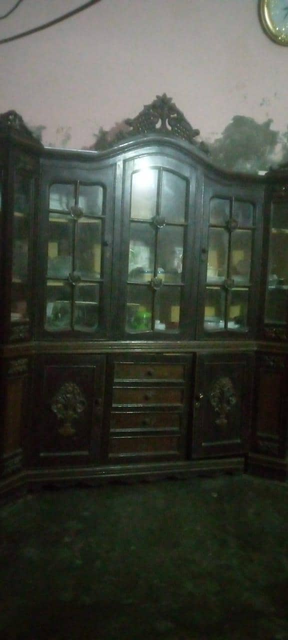 برتن والی الماری        ڈراسینگ 2