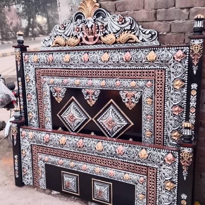 bed dressings and side table showcase