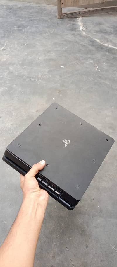 PlayStation 4 with original controllers