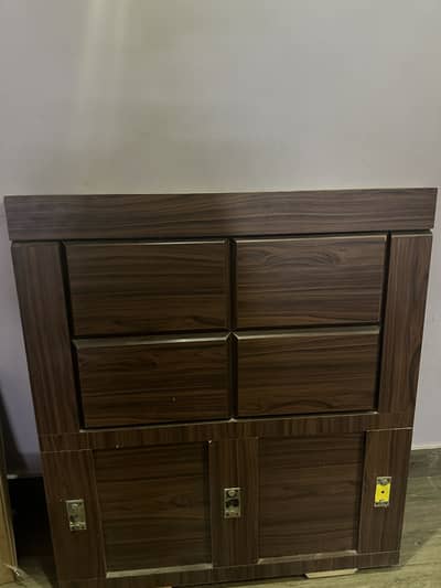 Single bed with matress