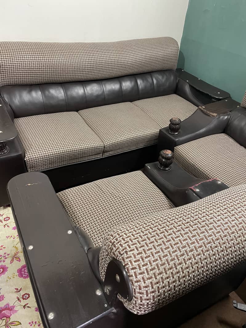 Sofa set 10