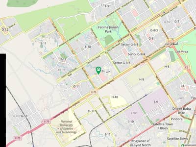 Ideal Old House Prime Location