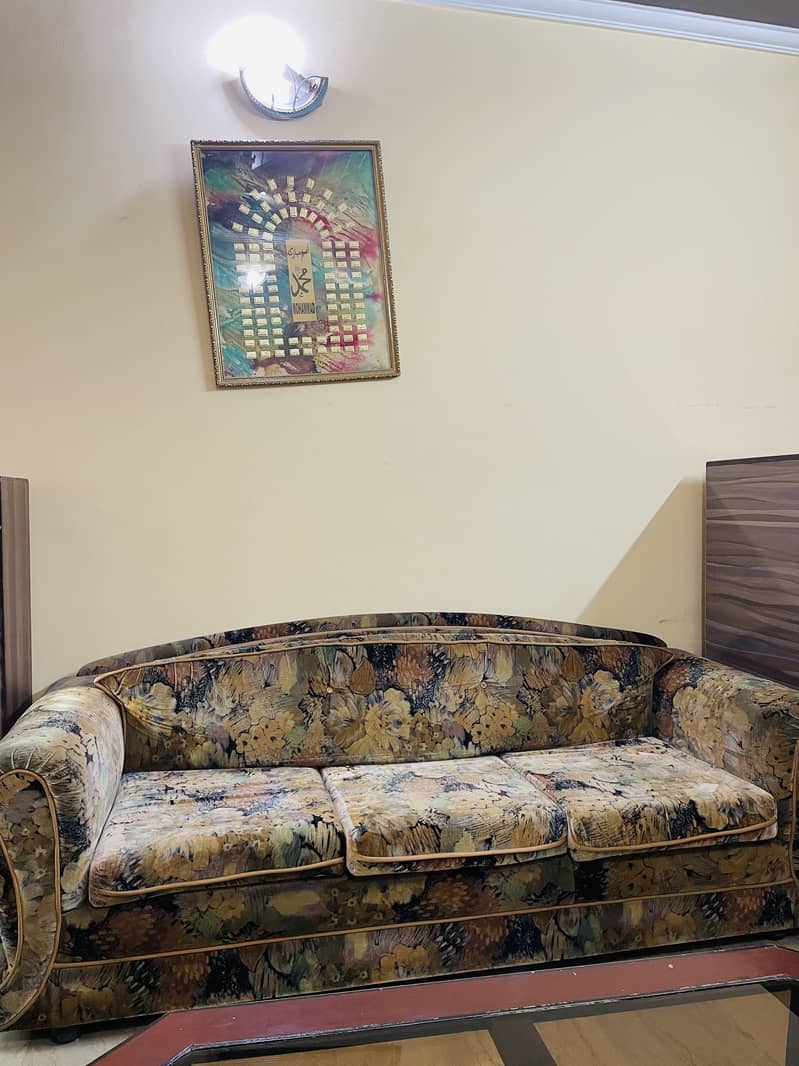 Sofa set with table 2