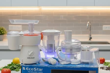 yah national company ka  blender hai jismein chopper ha complete seti