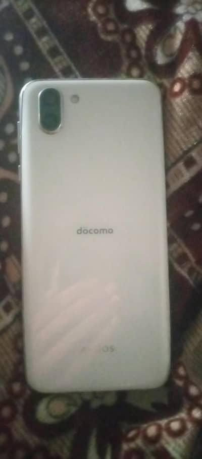 SHARP AQUOS R2 FOR SELL