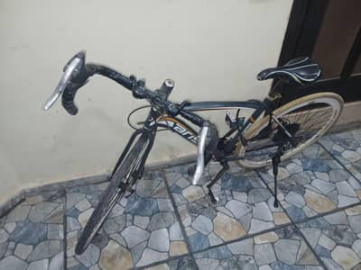 Sports Road Bike  (Slightly Negotiable Price)
