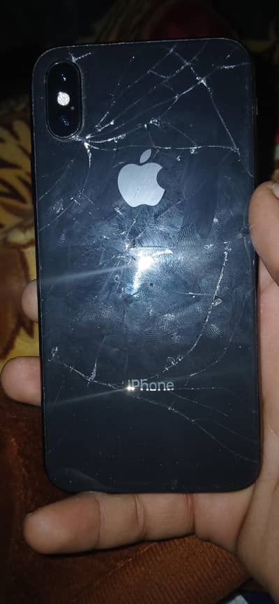 i phone xs non pta battry chnge back krack baqe all ok hayy