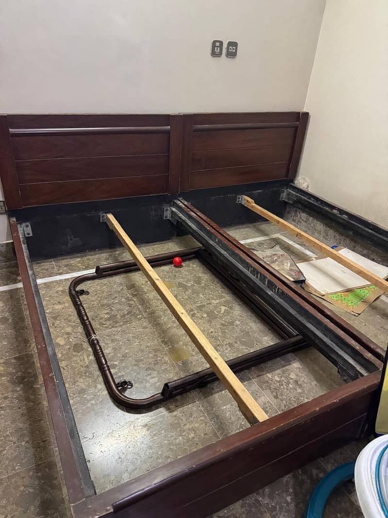 Sell single bed & sofas 4