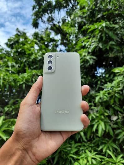 Samsung s21 Fe 8/128 Full box dual sim Official PTA