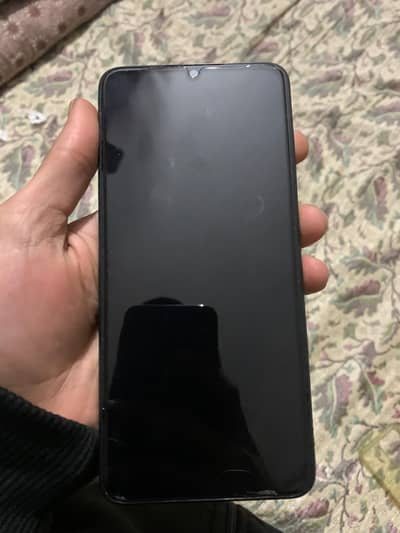 6/128 black colour 100% ok with complete box