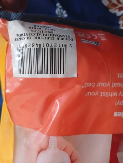 Silent night Yours and Mine dual Control Electric blanket. Brand New