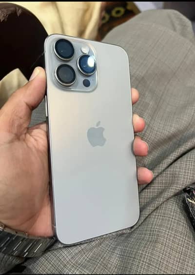 Apple iPhone 15 Pro Max