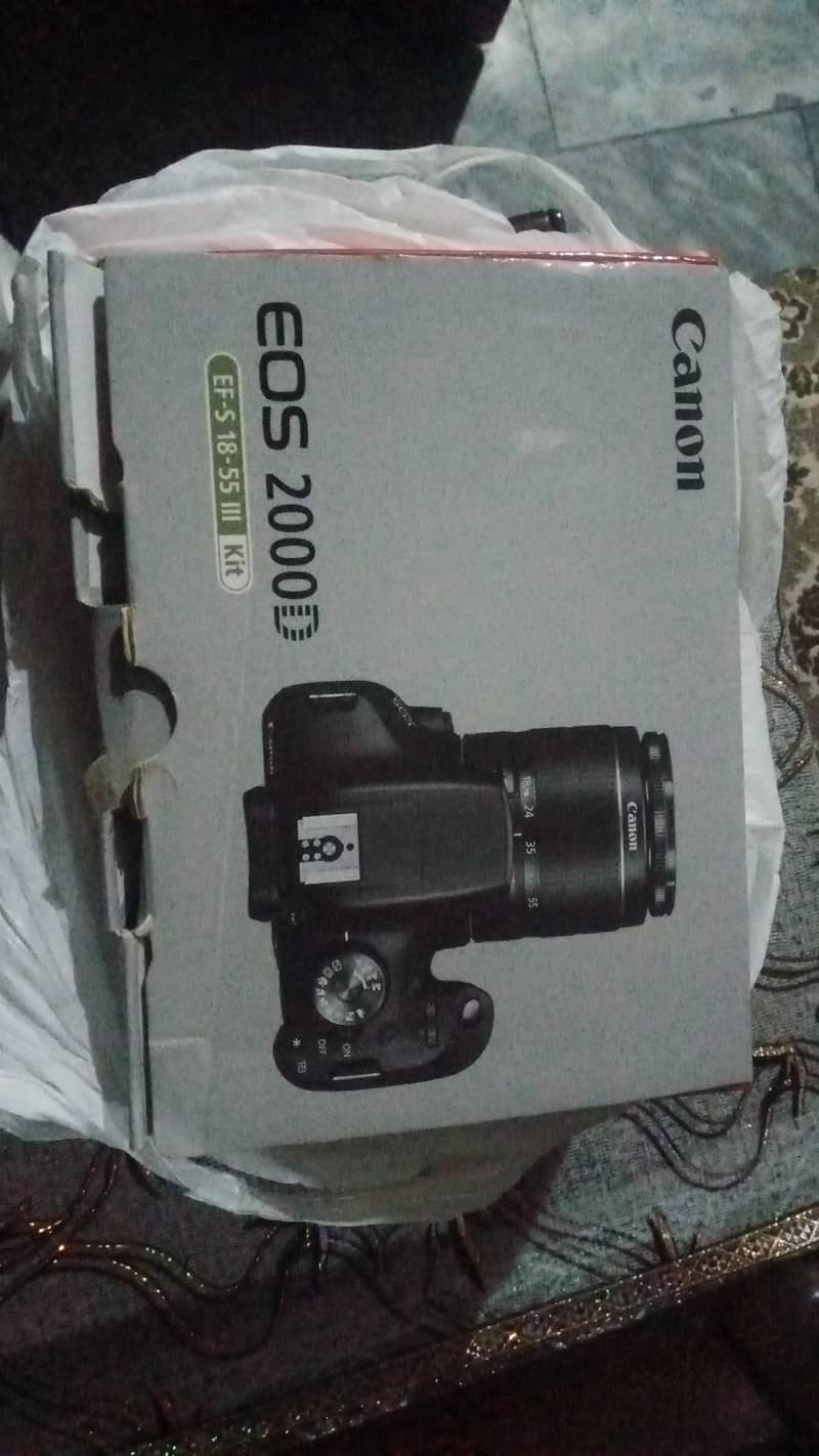 canon Eos2000D 0