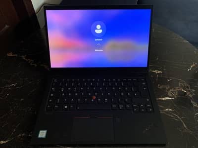 Lenovo Thinkpad x1 carbon i5 8th gen