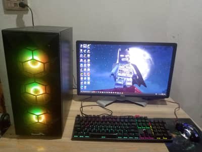 Gaming PC With Monitor
