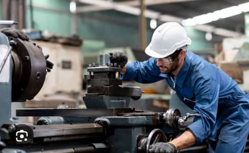  Fabricator / Lathe Machine Operator Required 