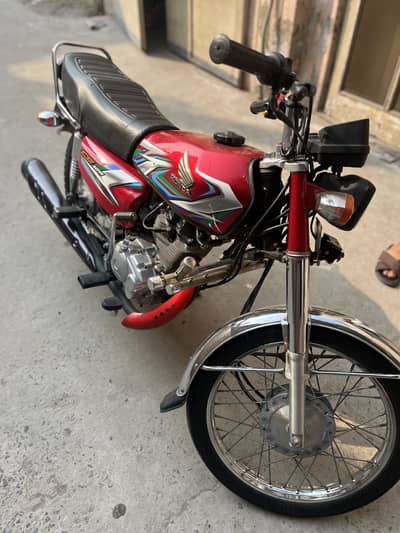 HONDA 125cc 23 Model brand new condition