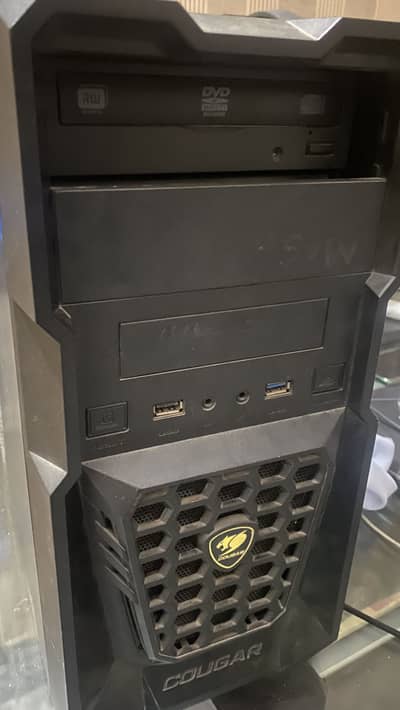 Intel i5 | GTX 750Ti | 128GB SSD | 8GB RAM