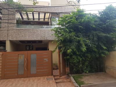 Centrally Located House Available In Gulshan-E-Ravi For Sale
