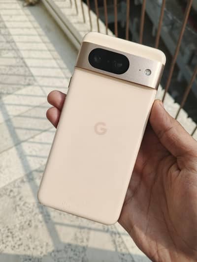 Google Pixel 8