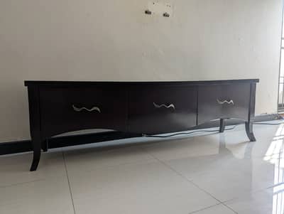 Media console