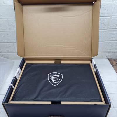 Box Open Msi Stealth 15 A13v (i7 13th - 16/1Tb - 6gb Rtx 4050 - 144hz
