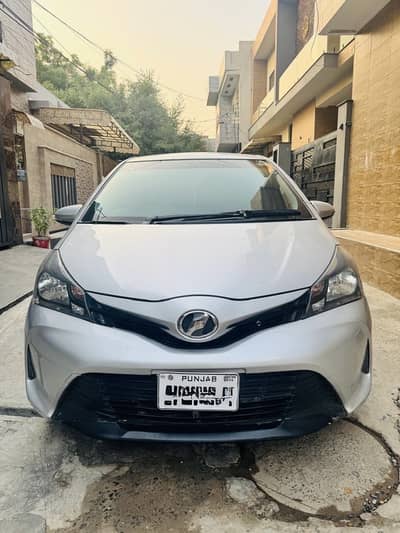Toyota vitz 2014-17