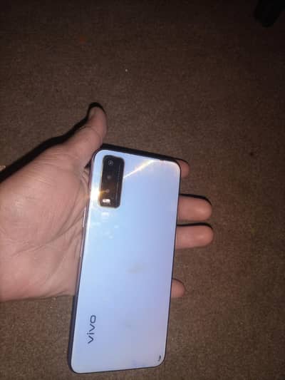 Vivo Y20  4GB Ram 64GB Memory Panel mein lines hai