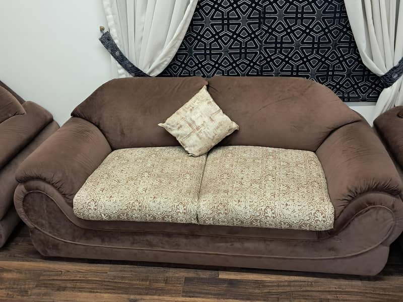 Sofa Sett 1