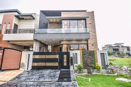 HOUSES AVAIALBLE FOR SALE IN DHA & RENT ALSO