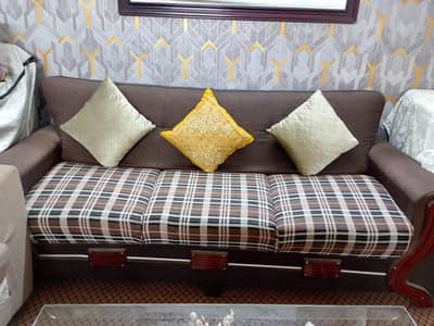 Excellet Condition 5 Seater Sofa Set
