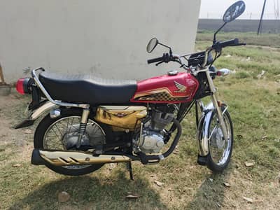 Honda 125 gold eddition