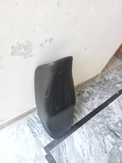 CD 70 Bike original Seat – Good Condition