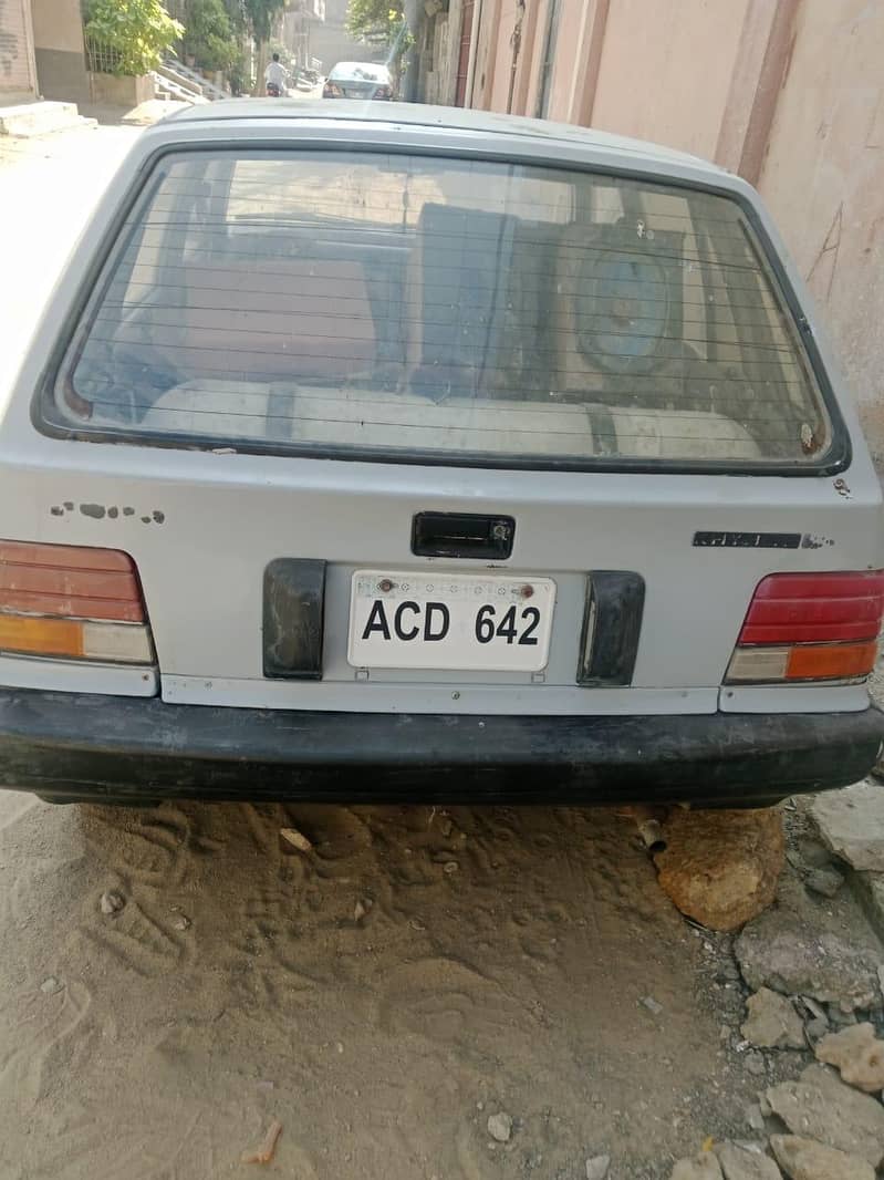 مناسب قیمت میں 3