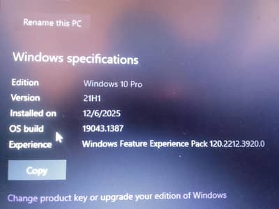 Chrome book excellent condition fast and smooth original Chromebook