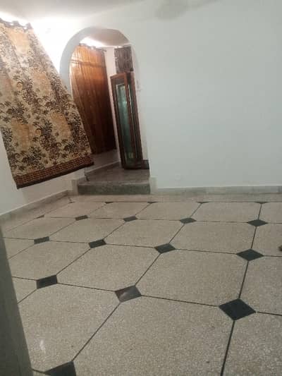 I-8 Beautiful Flat For Bachelors