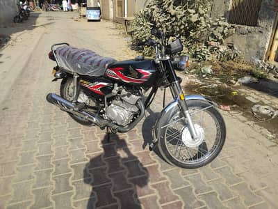 lush condishn brand new  1 hand use