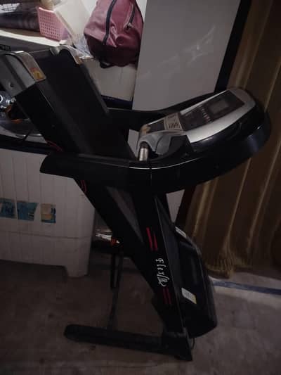 Running machine  brand name Flexor