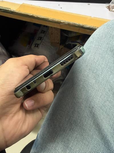 vivo y17s 6 128 Urgent Sale