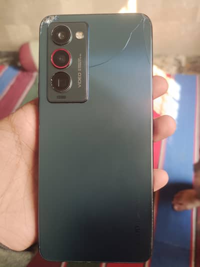 Tecno camon 18 premier