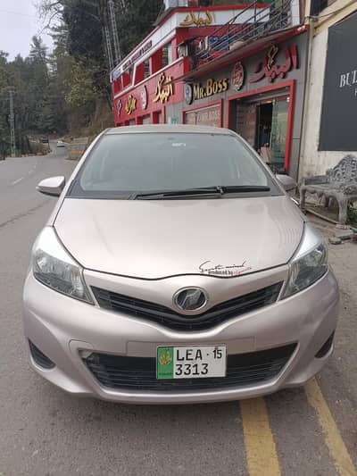 Toyota vitz total geniun 2011 / 2015